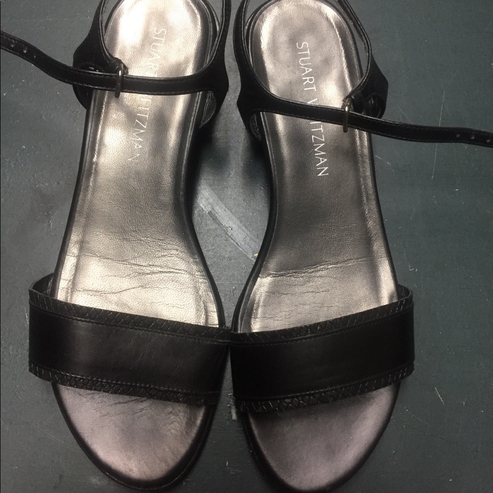 Stuart Weitzman black leather low heel sandals